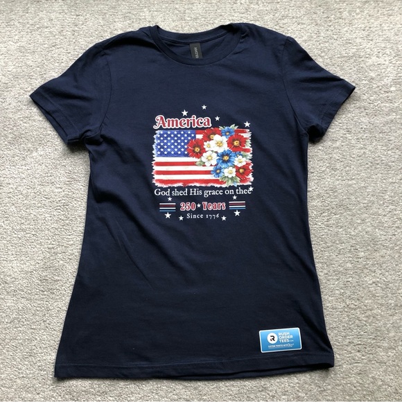 Gildan Tops - Patriotic God Shed His Grace on Thee, Shirt